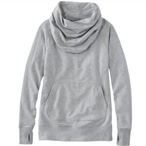 L.L. Bean Cozy Sweatshirt Size M Petite